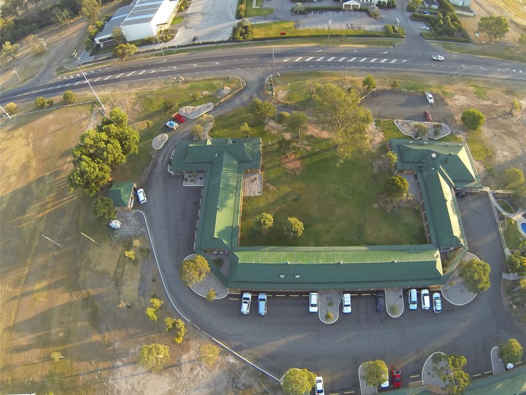 Overlander Homestead Motel Roma Εξωτερικό φωτογραφία