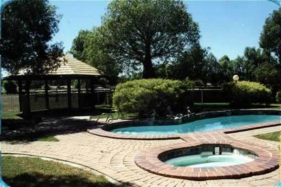 Overlander Homestead Motel Roma Ανέσεις φωτογραφία