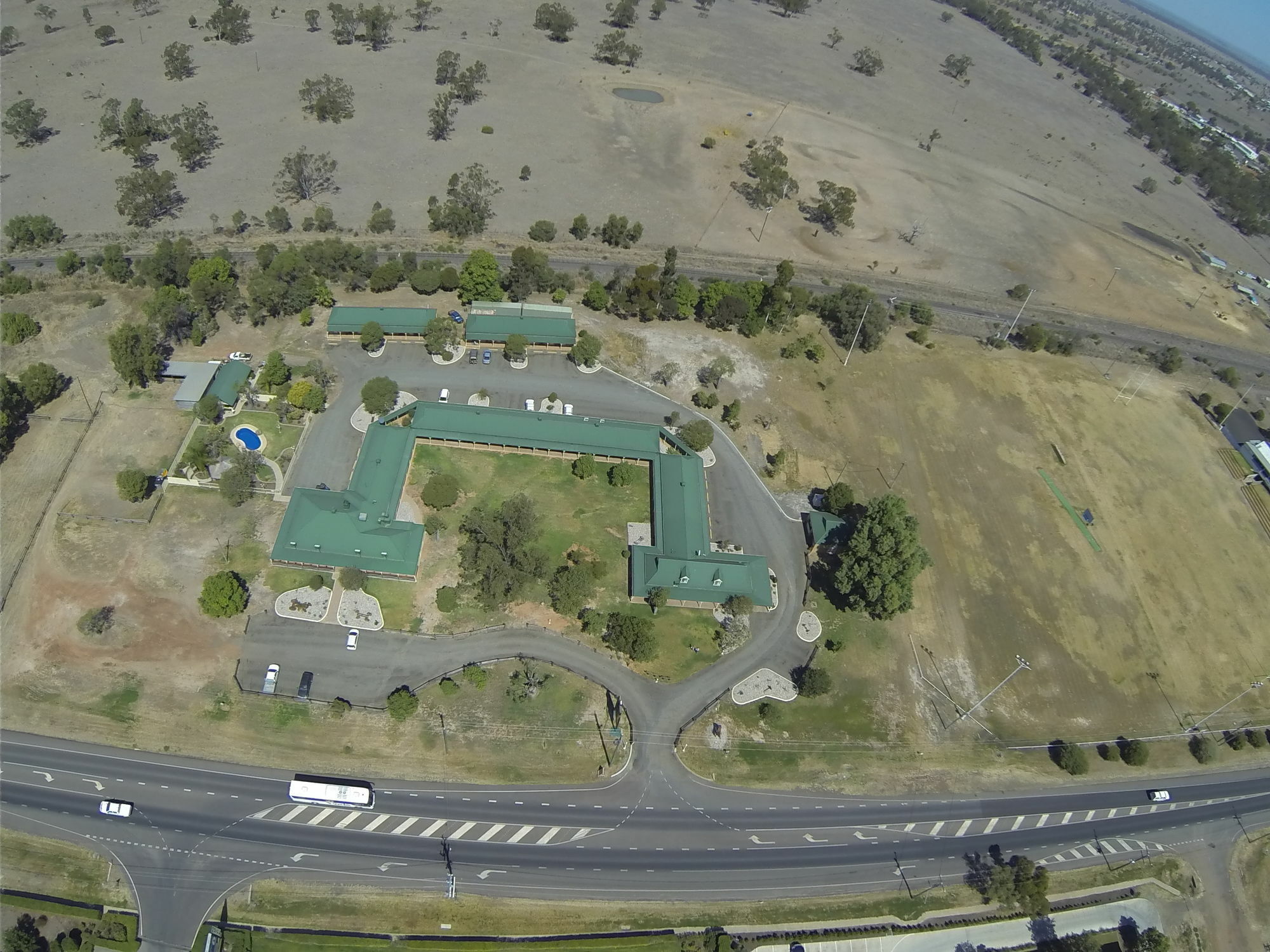 Overlander Homestead Motel Roma Εξωτερικό φωτογραφία